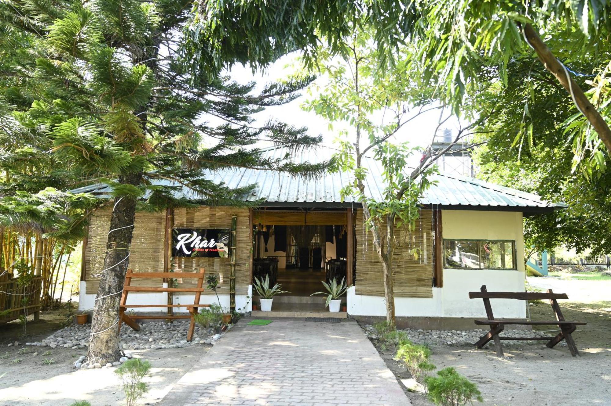 Jironi Resort Tezpur Zewnętrze zdjęcie