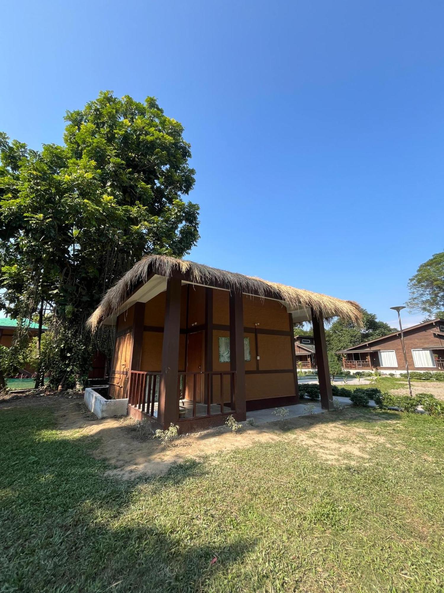Jironi Resort Tezpur Zewnętrze zdjęcie